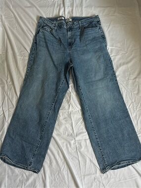 Universal Thread Women's High Rise Wide Leg Jeans - Medium Blue